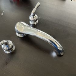 Moen Tub Filler