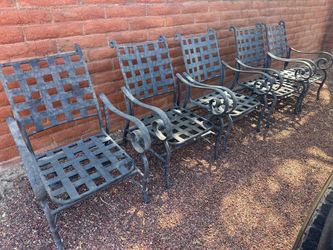 Heavy Duty & Comfy Rocker Chairs