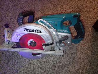 Makita XSR01 36 V Cordless Circular Saw