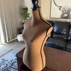 New or Like New Female Mannequin With Stand