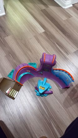Hot Wheels Skateboard
