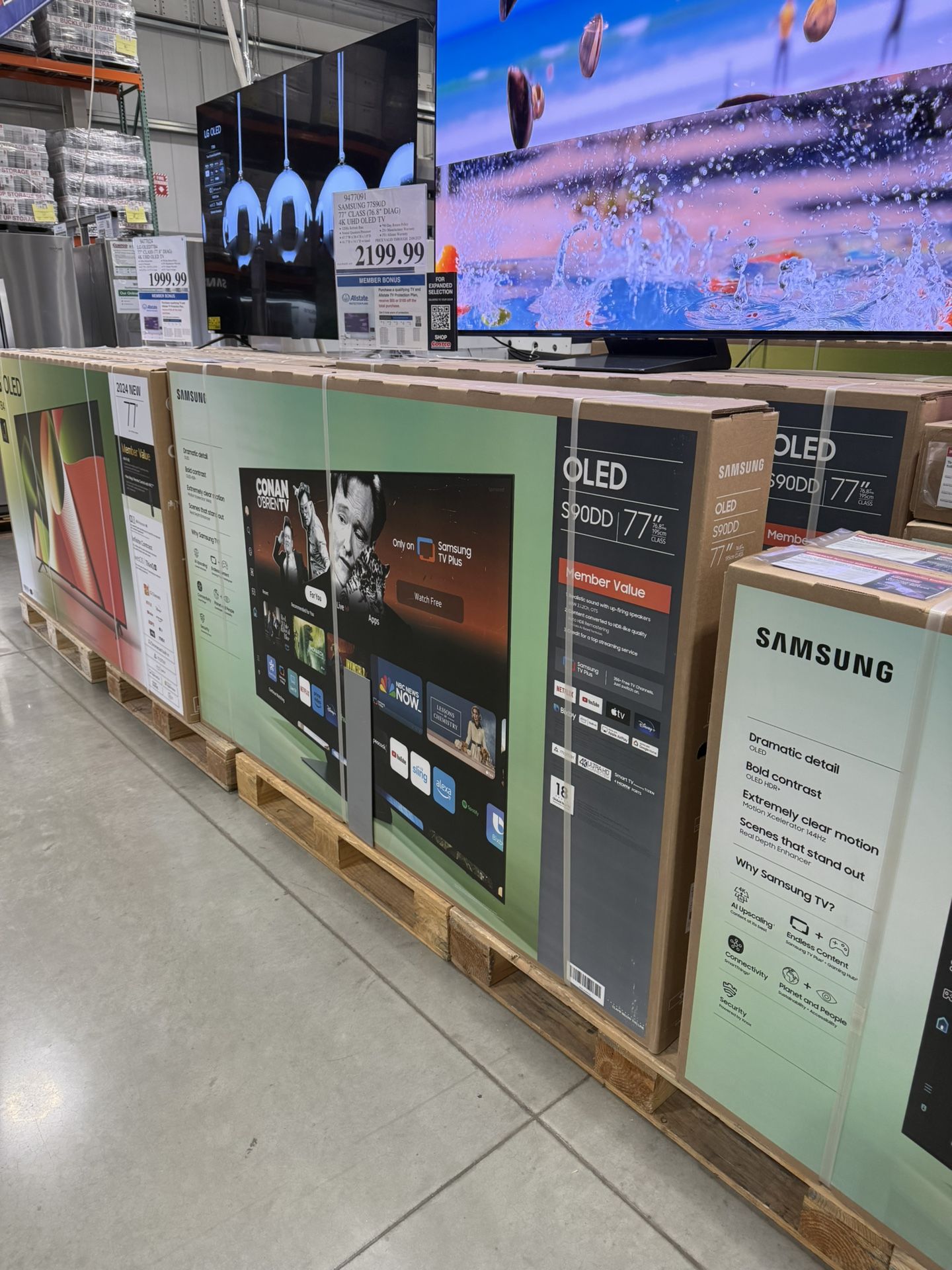 SAMSUNG 77” QD OLED S90D 4K HDR SMART TV