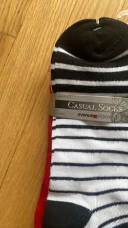 Red Black & White Casual Socks NWT!