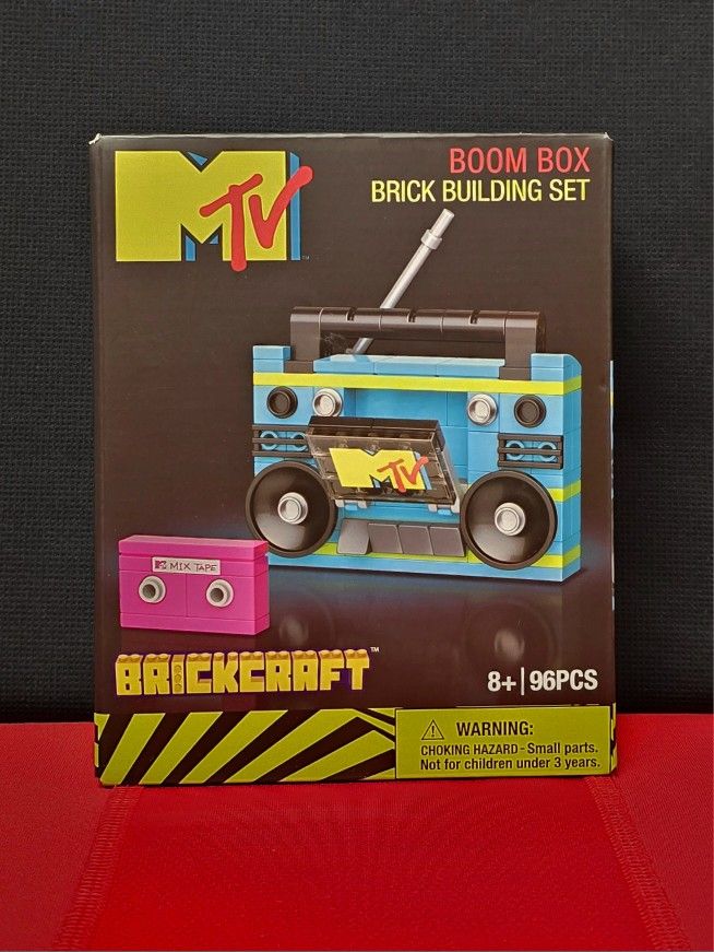 đź“»Brickcraft MTV Retro Builds Boom Box Brick Building Set, Set Of 96 Pieces
