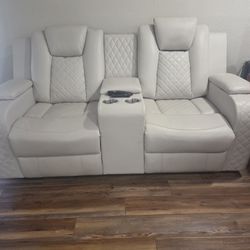 Duel Recling Loveseat