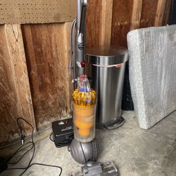Dyson Vacuum Used