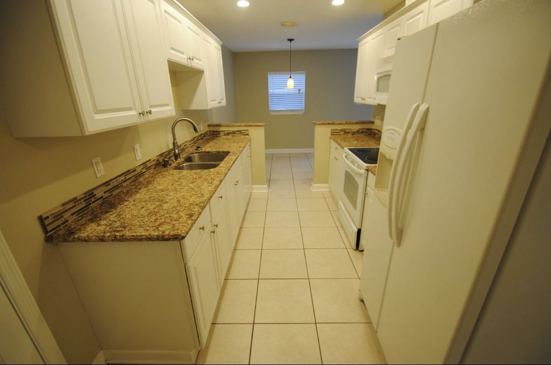 3 BD 2 BA with Cozy Pool
