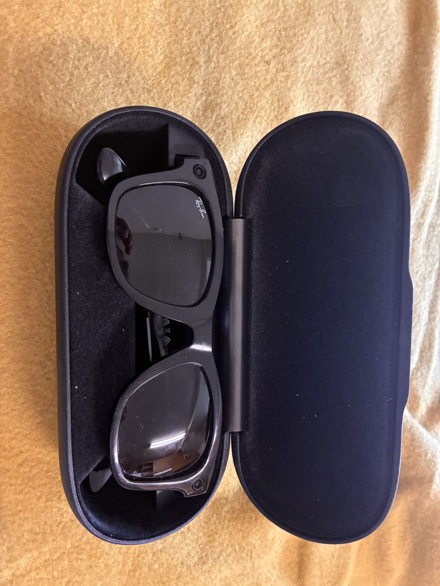 Ray-Bans Stories Sunglasses