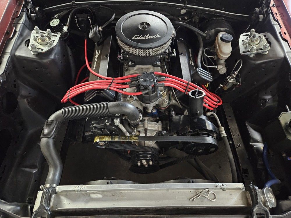 Ford 302 Engine And T-5 Transmission