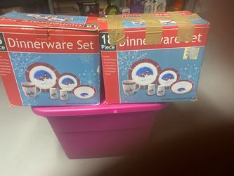 36 pc. Christmas dinnerware