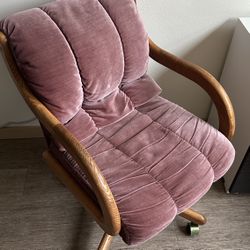 Pink & wood desk chair