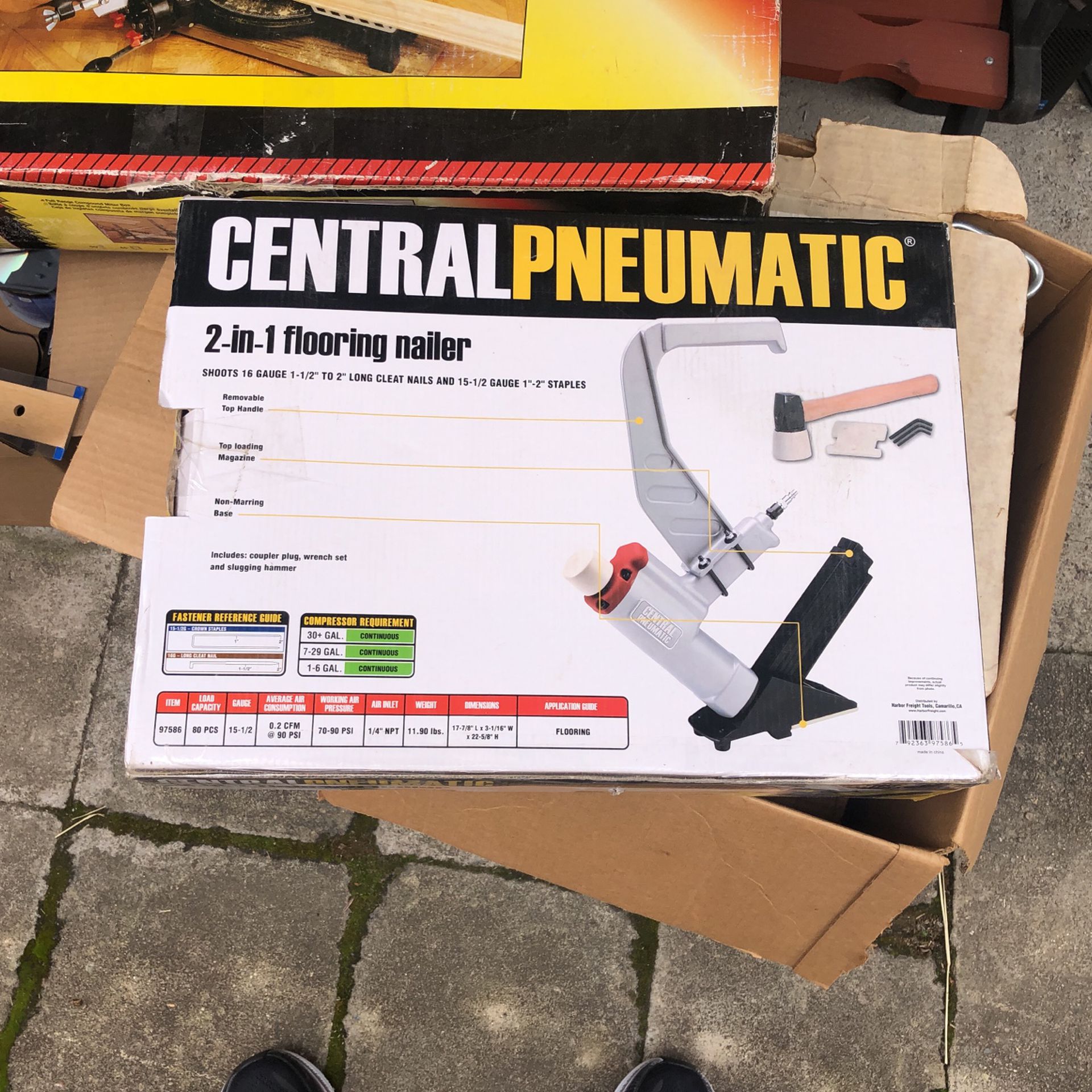 Central Pneumatic 2- In-1 Flooring Nailer 