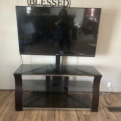 Lg 46 In Tv Including Glass Stand And Remote 