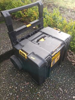 DeWALT Packout Rolling Toolbox 