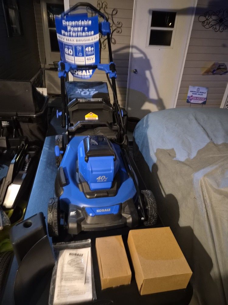 Kobalt 40v Max Lawn Mower Kit with Battery and Charger -BRAND NEW 