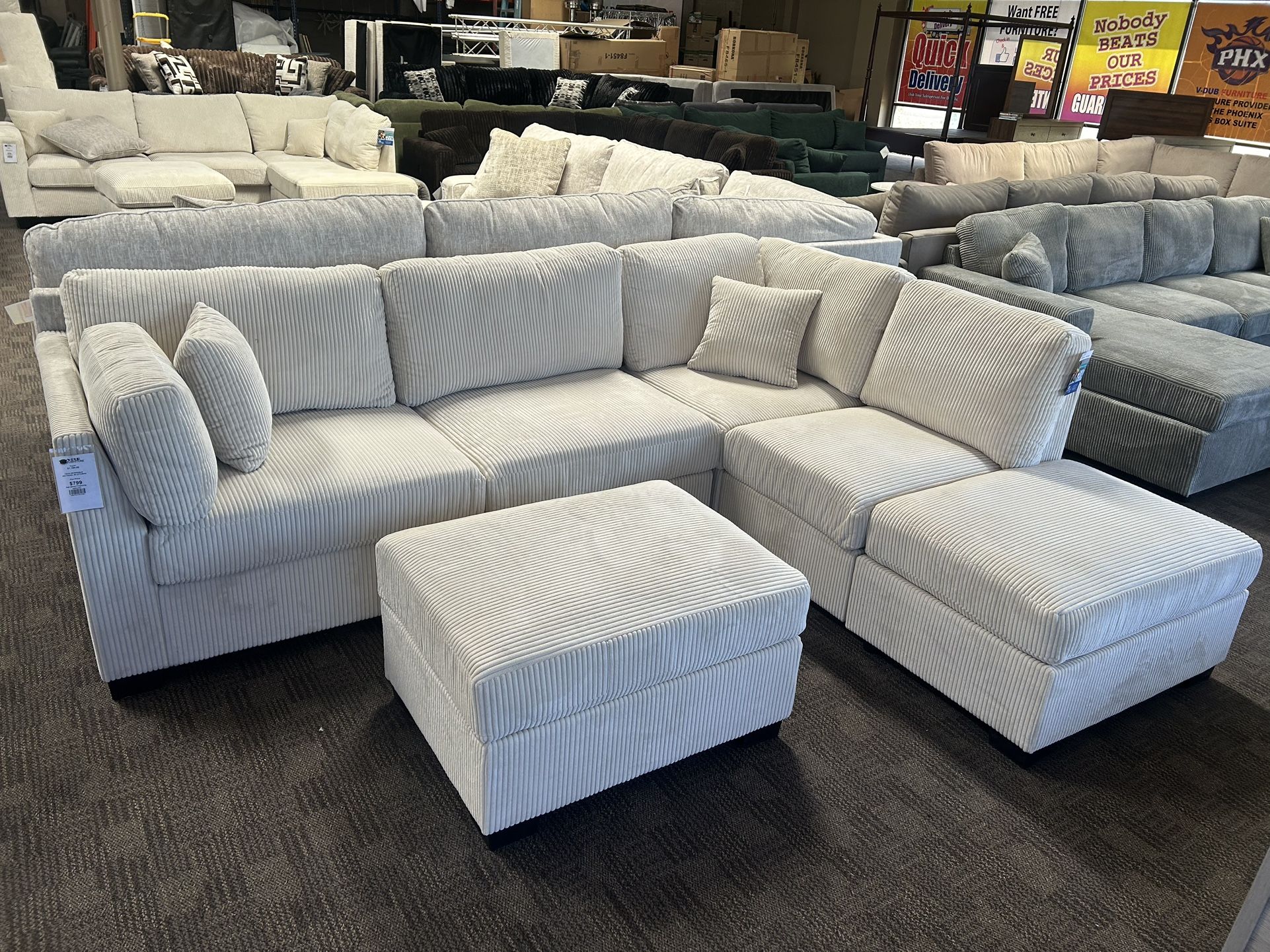 Comfy Reversible Chaise Sectional And Ottoman