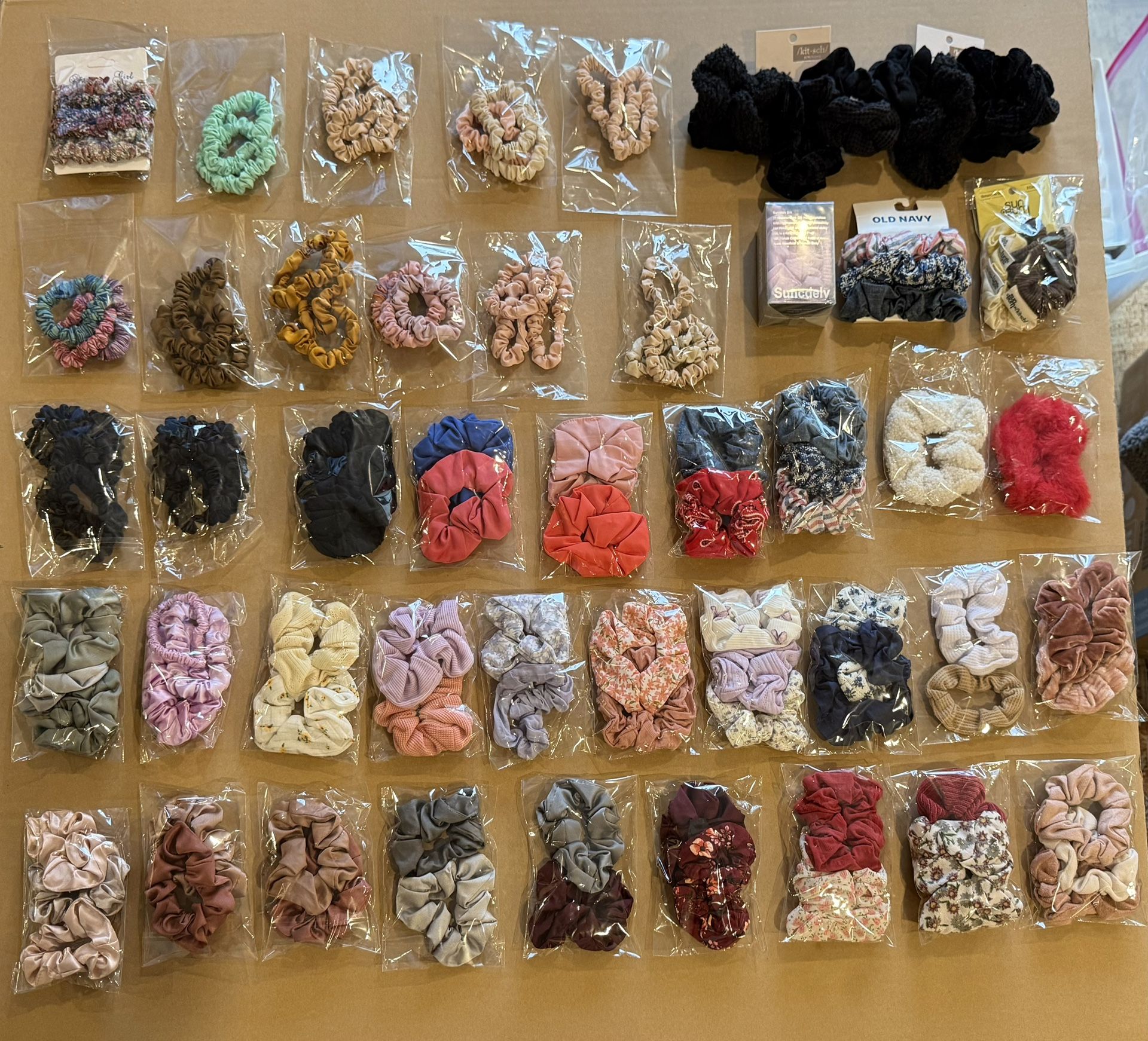 Hair Ties/ Scrunchies 3 For $1