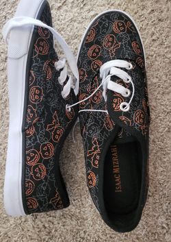 Athletic Shoes (Izaac Mizrahi) sz 6.5 Halloween design New