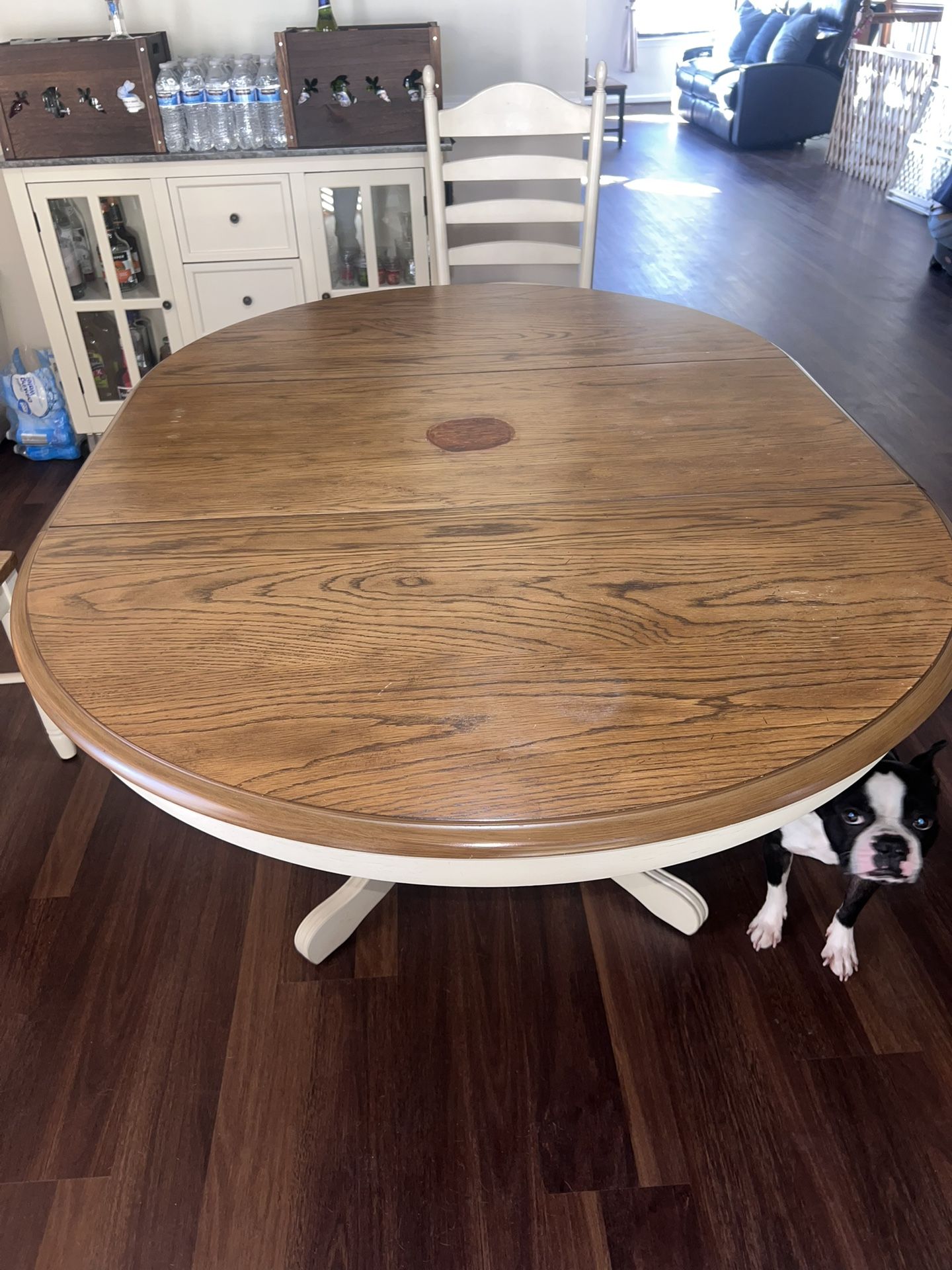 Dining Room Table (Must Go)