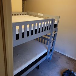 Bunk Bed 