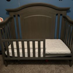 3 In 1 Baby Crib With Toddler And Full Size Bed Conversion Pieces