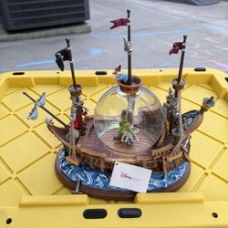 Rare Disney Peter Pan Pirate Ship Snow Globe