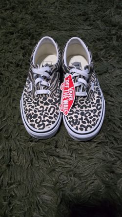 NWT Animal Print Low Top Vans