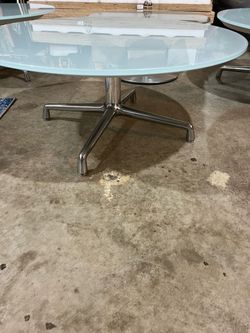 Office table excellent condition