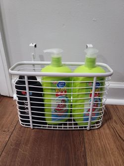 Shower basket with kids shampoo and bodywash