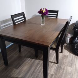 Dining Table Set 