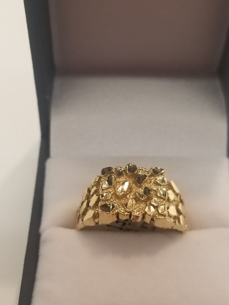 10 kt nugget ring