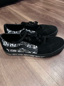 VANS Sk8-Low Dia de los Muertos Skull Low Top Sneakers Black/White VN0A4UUK5BC