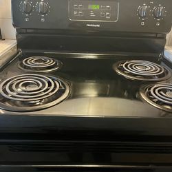 Frigidaire Electric Stove