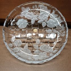 Studio Silversmiths Le Jardin Fine Embossed Crystal  Large 12" Platter 