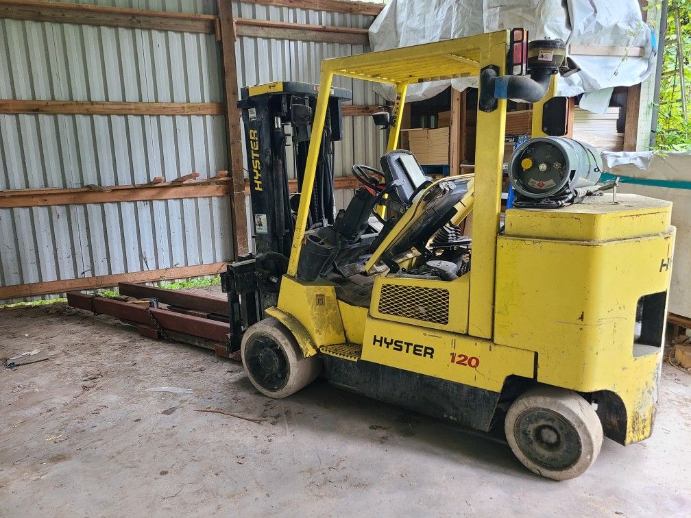 Hyster 120 Forklift 