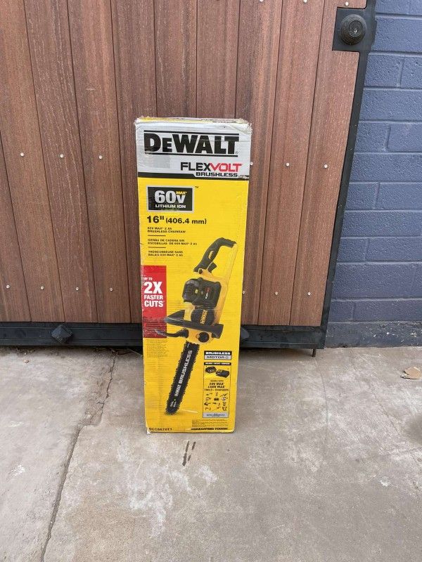 CHAINSAW DEWALT FLEX VOLT TOOL ONLY