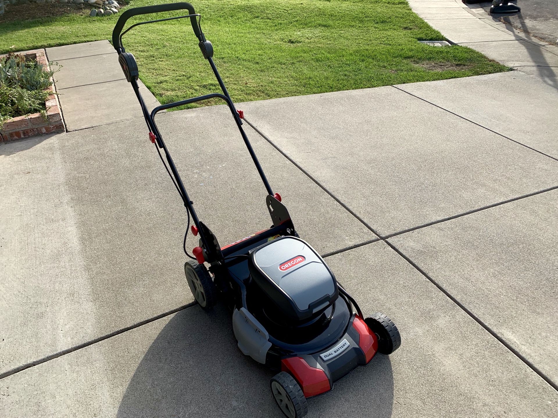 Oregon lm400 best sale lawn mower