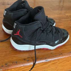 Youth Size Red And Black Jordan 11s Size 2