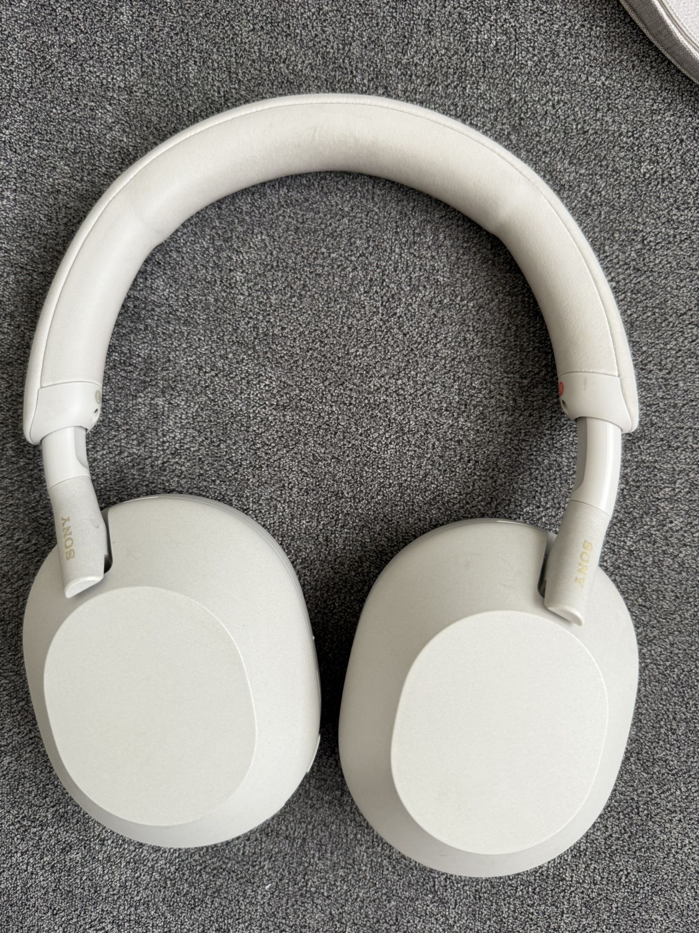 Sony XM5