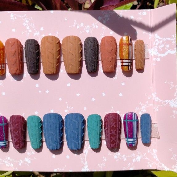 Sweater Weather Nails
