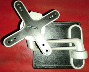MONITOR WALL MOUNT