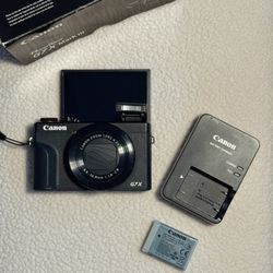Canon PowerShot G7X Mark III 
