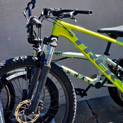 Trek Marlin 5