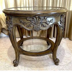 ⭕️ French Provincial Side Table with Glass Top & Lower Shelf