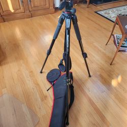 Manffrotto Tripod