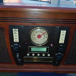 Innovative Itvs-750 Record Player