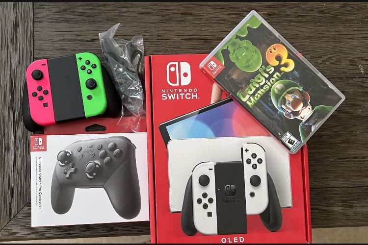 Nintendo Switch 