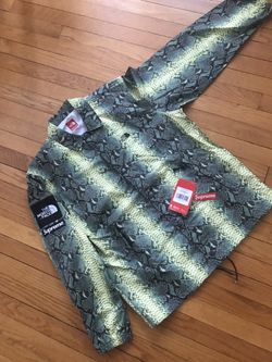 Supreme The North Face Snakeskin Green Jacket MEDIUM