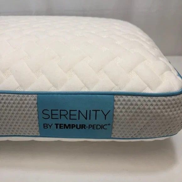 Serenity By Tempur Pedic Memory Foam Bed Pillow For Sale In Pompano Beach Fl Offerup