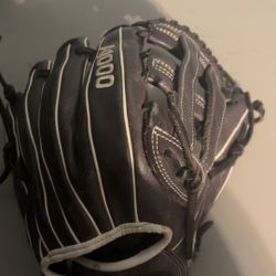 A1000 baseball glove